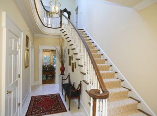 4833 Foxhall Cres NW, Washington, DC 20007