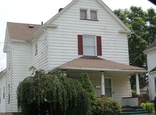 90 Ridgeway St, Struthers, OH 44471