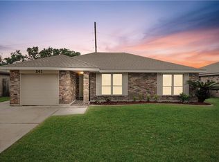 241 W Oakland St, Saint Rose, LA 70087