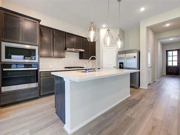 9624 Mount Brewer Ln — Photo 20