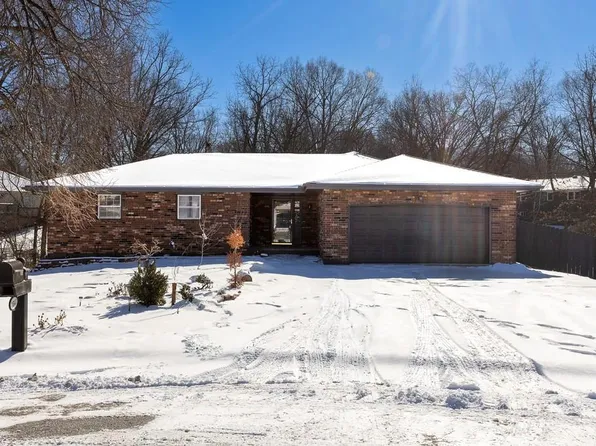 1641 NE 78th Ter, Gladstone, MO 64118