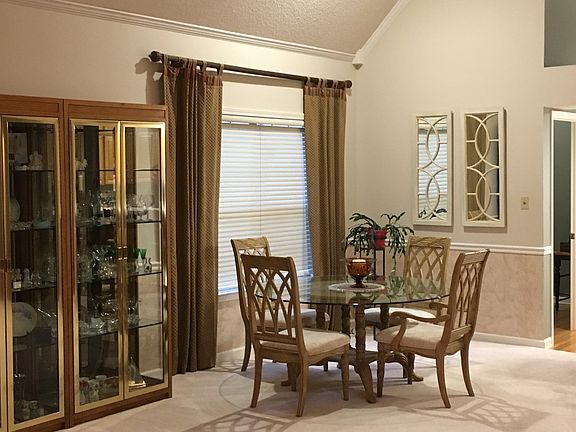5th image of 1834 Woodchase Glen Dr