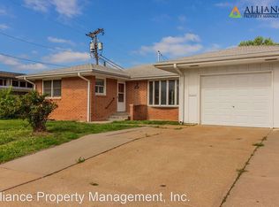1033 Denison Ave, Manhattan, KS 66502