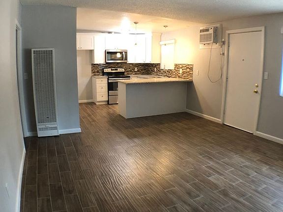 2nd image of 5051 Olivewood Ave Unit N
