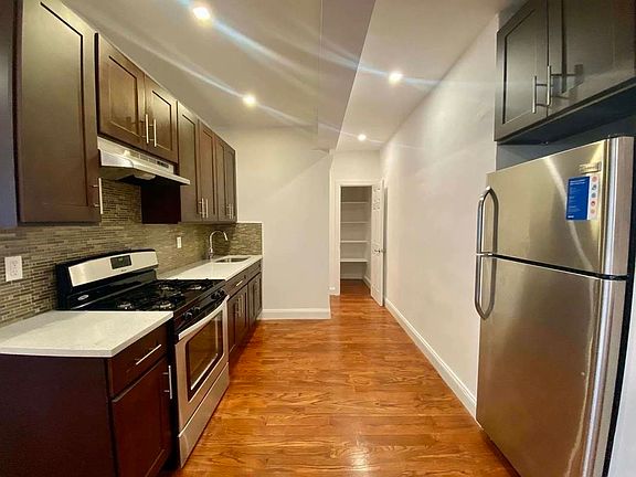 2nd image of 40 Woodruff Ave APT 410