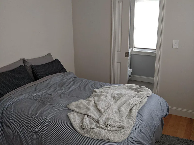 225 Saratoga St #2 — Photo 7