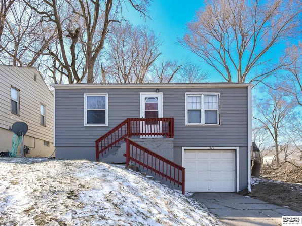 3940 N 38th St, Omaha, NE 68111