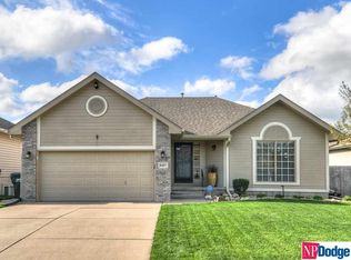 8407 Sheffield St, Omaha, NE 68122