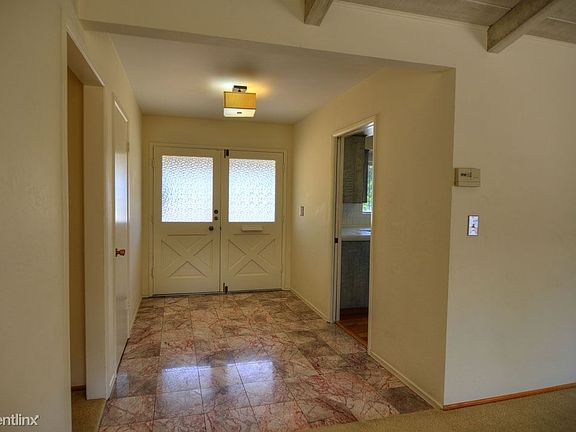 Tiled Entry Way
