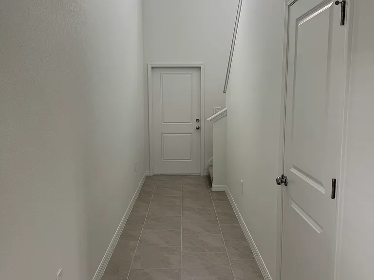 11843 Cloverly Ln — Photo 17