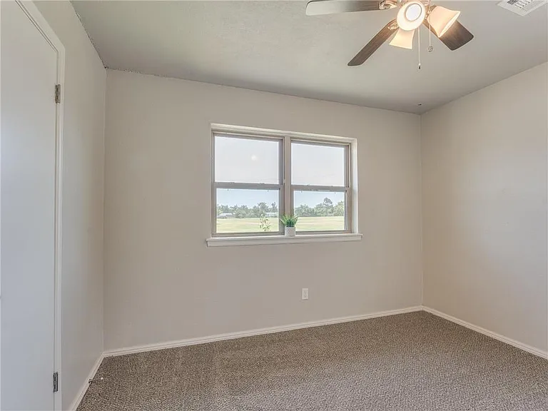 4901 S Rhode Island Ave — Photo 24