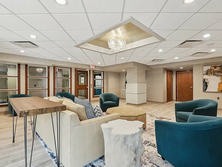 Randolph Towers — Photo 16