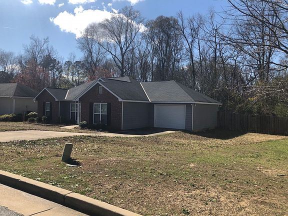 3rd image of 5756 Gleneden Dr