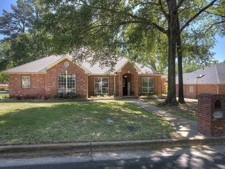 1st image of 802 Kingswood Dr