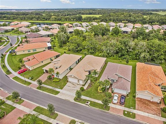 2nd image of 16146 Coquina Bay Ln