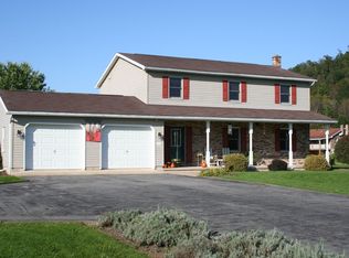 65 Nunn Ln, Hughesville, PA 17737