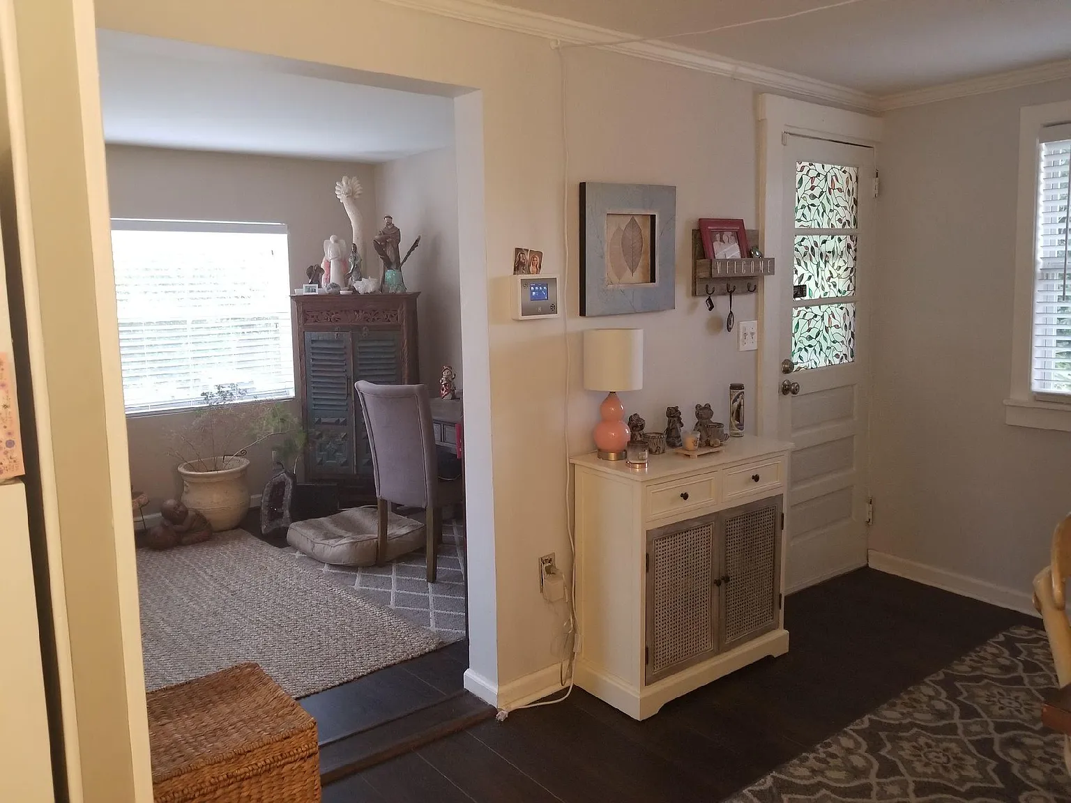137 NE Lincoln Cir N — Photo 3