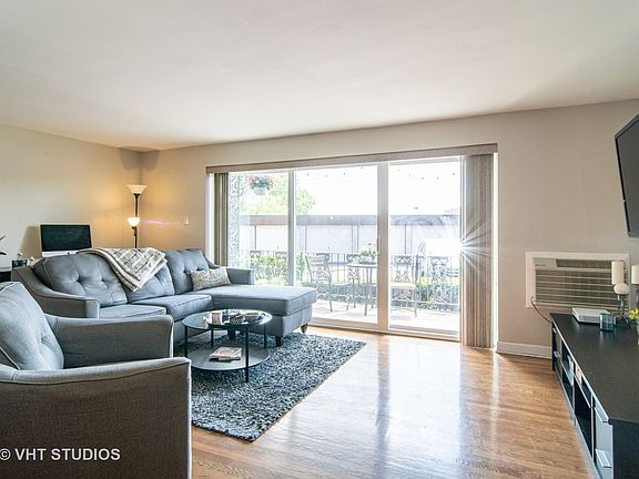 3rd image of 905 S 8th Ave #8
