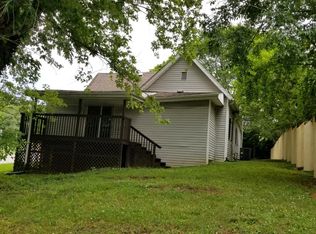 802 Nixon St, Ferguson, KY 42533