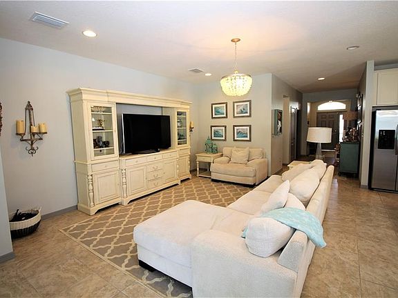 5th image of 12420 Fairlawn Dr