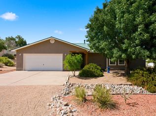 2405 Flagstone Rd NE, Rio Rancho, NM 87124