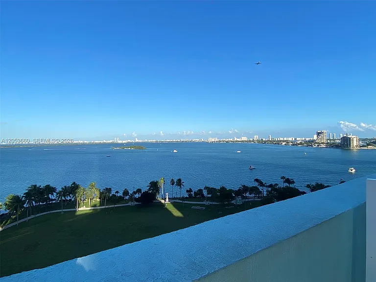 1900 N Bayshore Dr #3807 — Photo 25