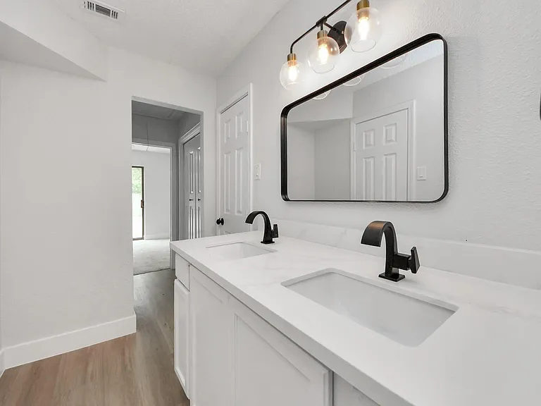 7427 Willow Oak Dr — Photo 11