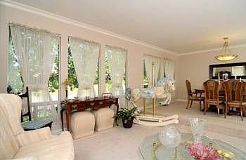 5th image of 8510 Dominique Ct