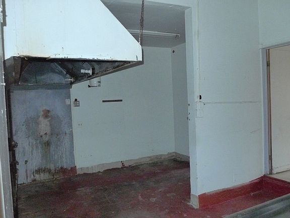 4th image of 3815 Geary Blvd