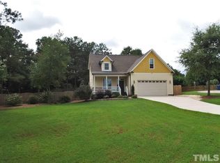 7001 Apple Ln, Holly Springs, NC 27540