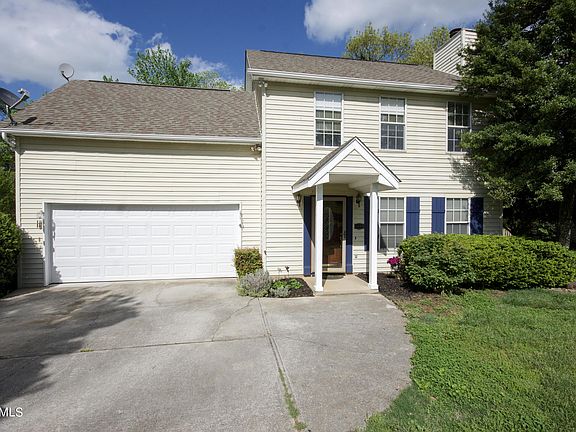 3rd image of 1442 Carrie Belle Dr