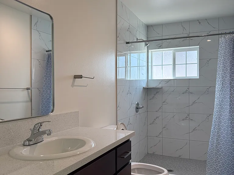 132 W Center St — Photo 14