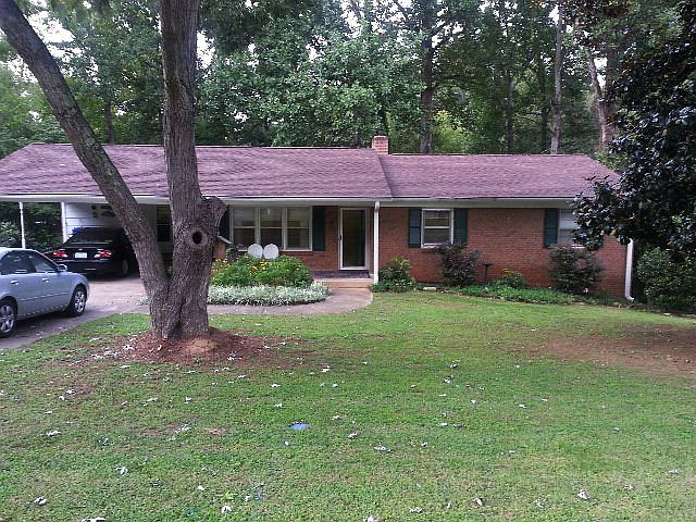 1st image of 906 Surry Dr