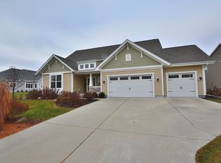 210 Prairie Song Dr, City Of Waukesha, WI 53188