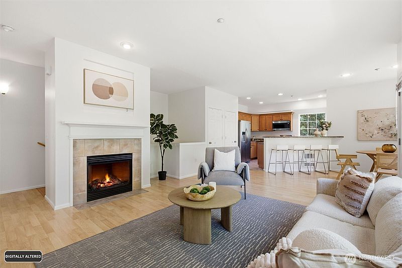 4th image of 205 S 51st Street S #G