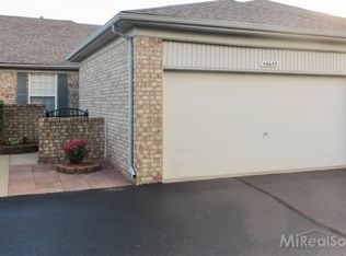 48655 Medora Ct, Shelby Township, MI 48315
