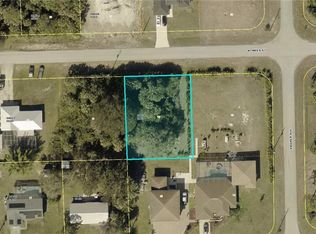 3747 Kemper St, Fort Myers, FL 33905