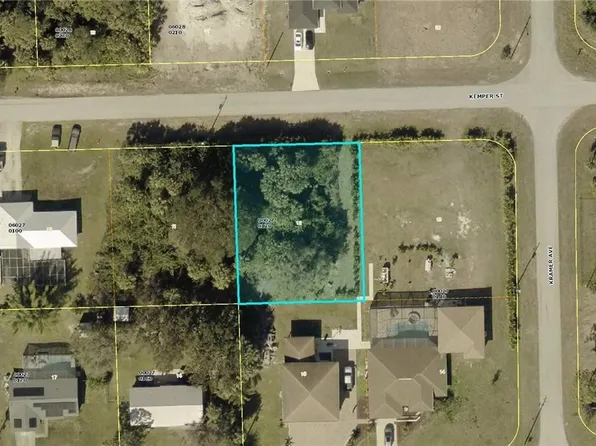 3747 Kemper St, Fort Myers, FL 33905