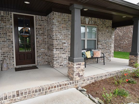4th image of 146 Neecee Dr
