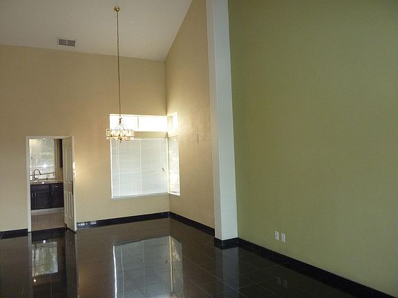 4th image of 2224 Koa Ct