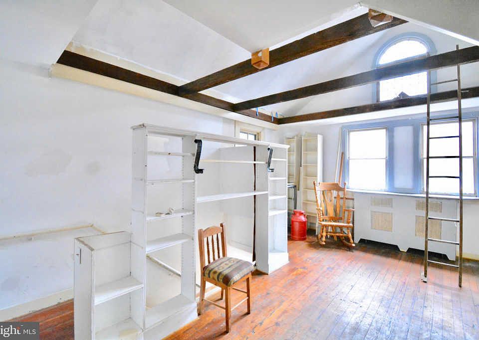 1st image of 18 W Harvey St APT D