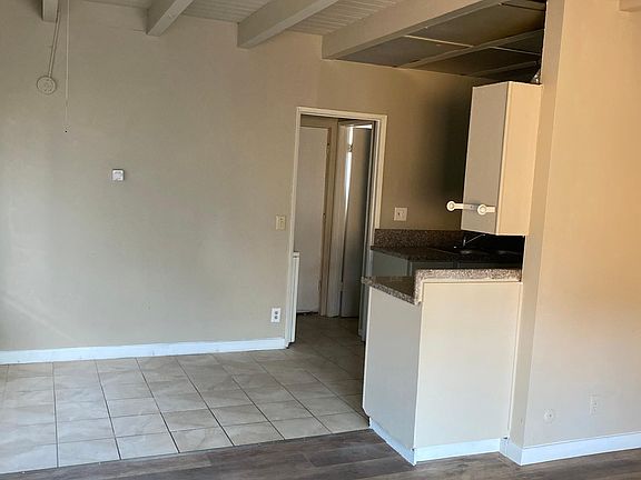 5th image of 21221 Valerio St