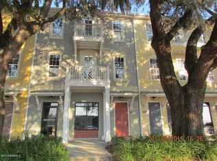 828 Paris Ave, Port Royal, SC 29935