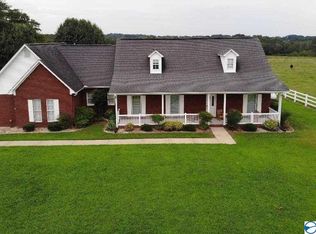 180 Cochran Rd, Albertville, AL 35951