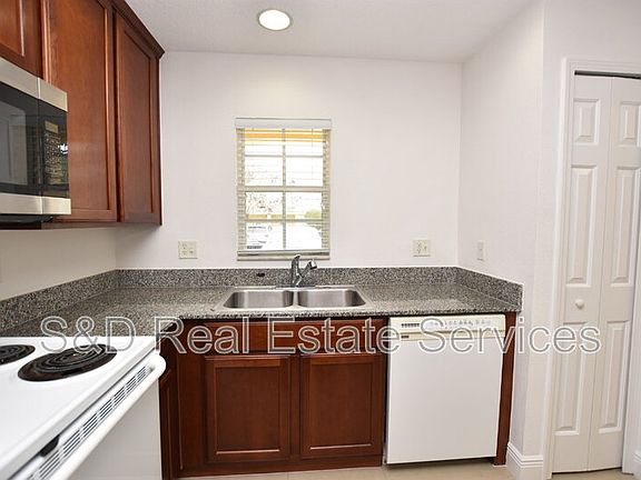 3rd image of 5410 River Rock Rd