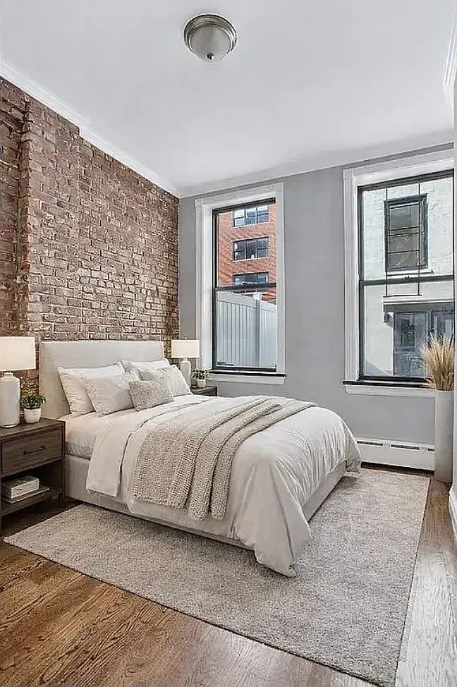 127 East 7th Street — Photo 3