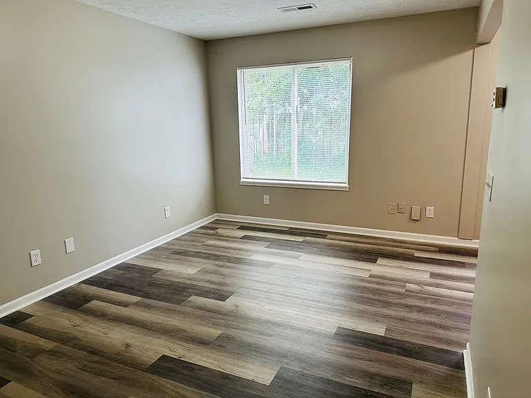 205 Lincoln St #205 — Photo 3