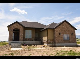 422 E Nygreen St, Grantsville, UT 84029