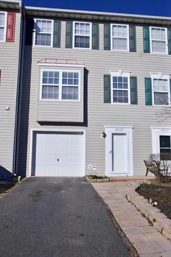 4505 Luau Ct Photo 1