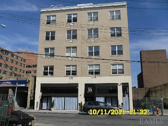 1st image of 35 Hudson St APT 4B